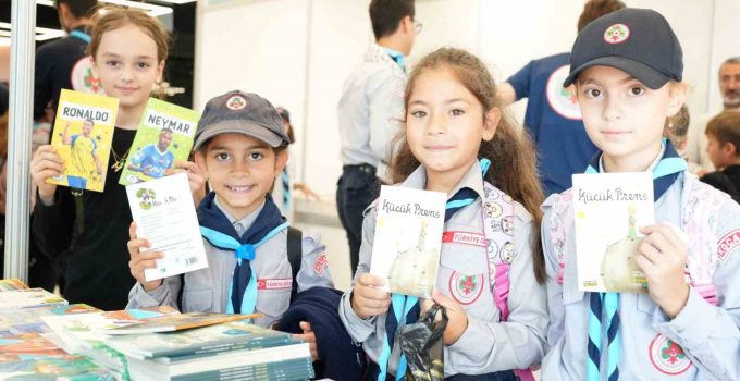 Kocaeli kitap fuarı misafirlerini ağırlıyor