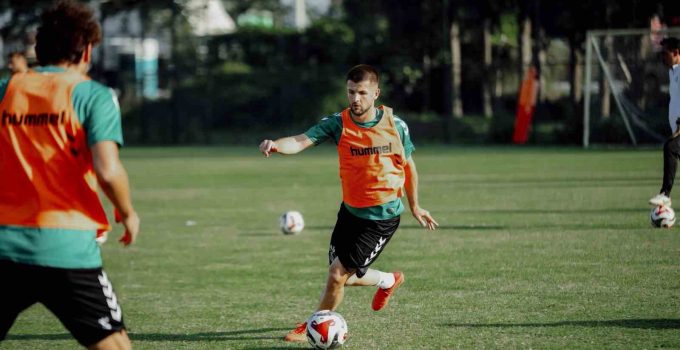 Sakaryaspor, Sarıyer maçının hazırlıklarını tamamladı