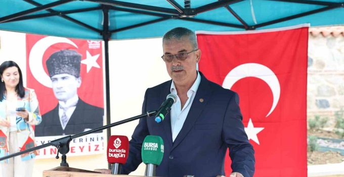 Ürünlü’de 275 hak sahibine imarlı tapu sevinci