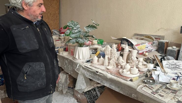 36 Yıllık tutku: Alçıdan biblo sanatını yaşatıyor