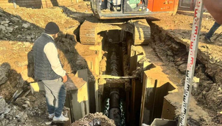 7 metreden Bizans sütunu çıktı