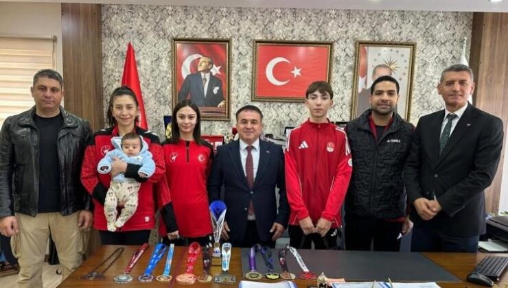 Avrupa üçüncüsü olan sporculara tebrik