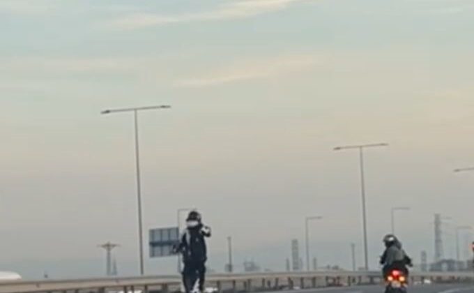 Başakşehir’de tehlikeli motosiklet gösterisi yapan sürücü yakalandı