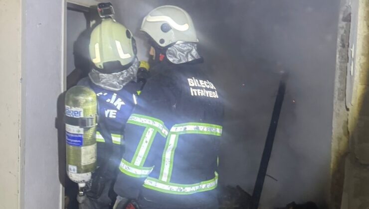 Bilecik’te metruk bina yangın