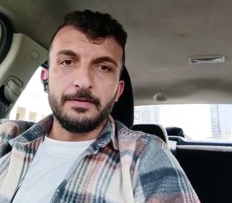 Böcek ailesini hastaneye götüren taksici konuştu