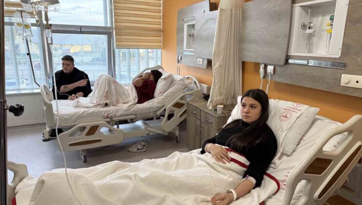 Bursa’da yedikleri midyeden zehirlenen 4 genç hastaneye kaldırıldı