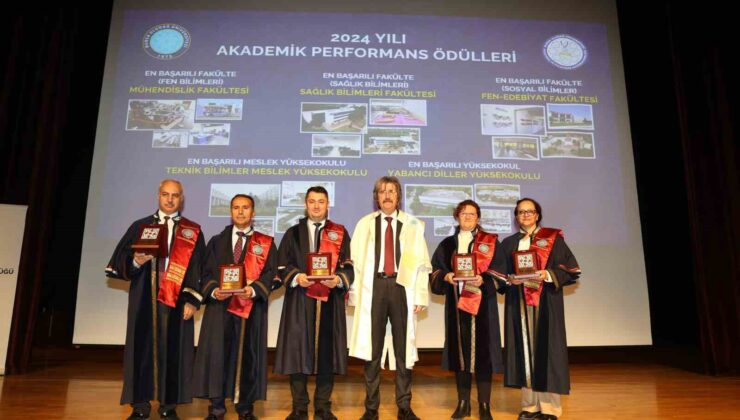 BUÜ’de 2024 Yılı Akademik Performans Ödülleri sahiplerini buldu