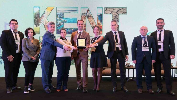 Büyükçekmece Belediyesi, “En İyi Akıllı Şehir” ödülünün sahibi oldu