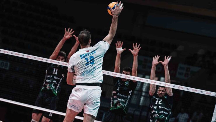 Efeler Ligi: Halkbank: 3 – Bursa B.B. Spor: 0