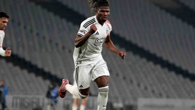 El Bilal Toure skora katkı yapmaya devam ediyor