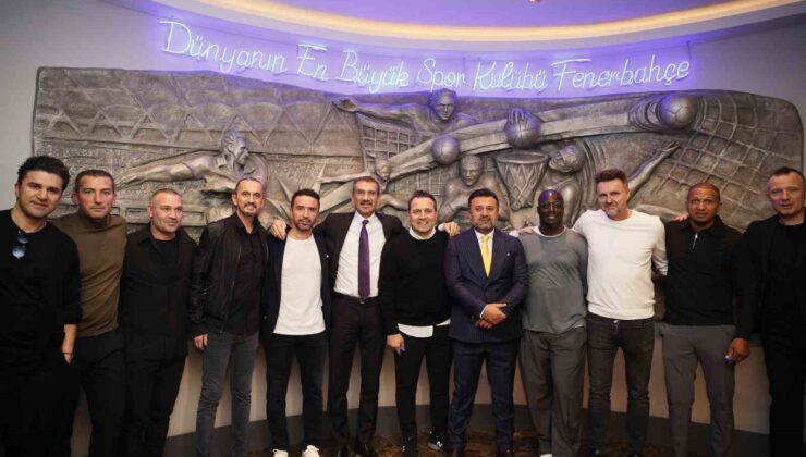 Fenerbahçe’nin eski yıldızları derbi öncesi bir araya geldi
