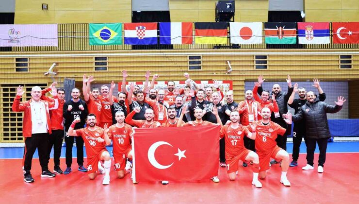 Futbol ve hentbol milli takımları, Tokyo’da yoluna kayıpsız devam ediyor