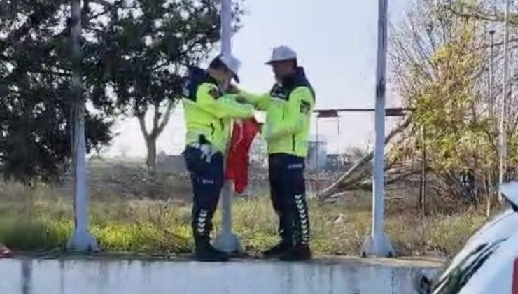 Hayrabolu Jandarması’nın bayrak hassasiyeti duygulandırdı