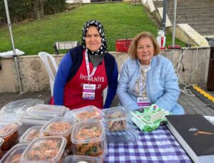 Heykel’de meydan kadınların