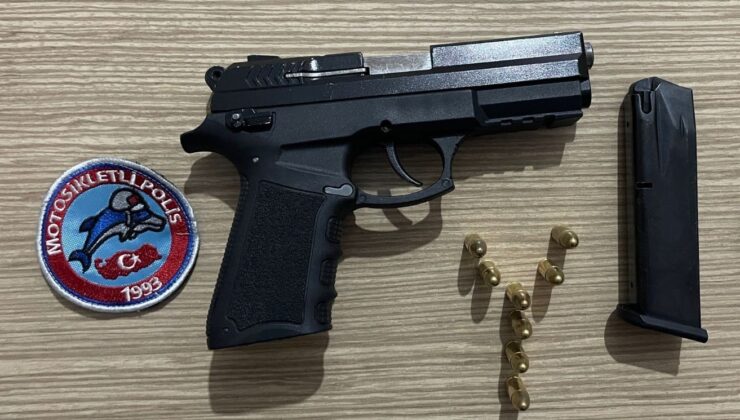 İş yerini kurşunlayacaklardı, polisin dikkati sayesinde yakalandılar