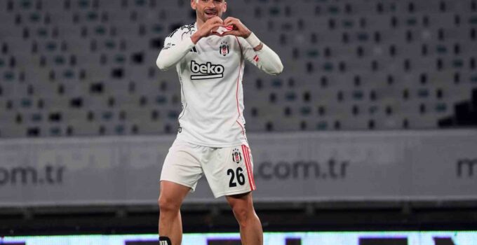 Jota Silva ilk kez 11’de başladığı maçta golünü attı