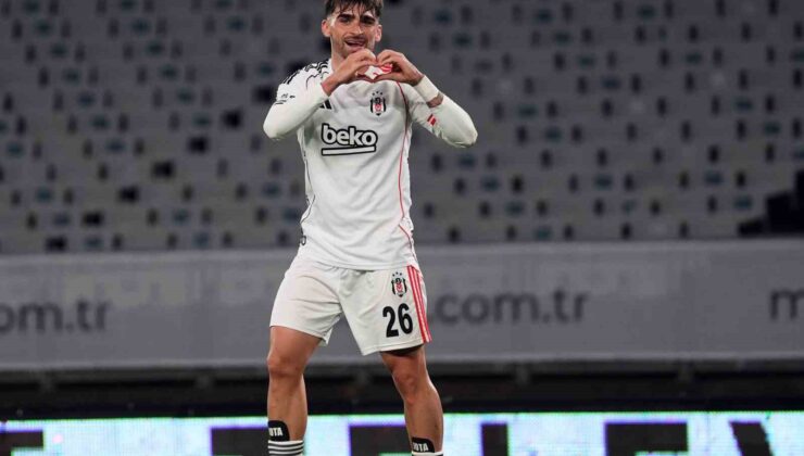 Jota Silva ilk kez 11’de başladığı maçta golünü attı