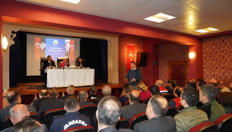 Köy ve mahallelerin eksiklikleri masaya yatırıldı