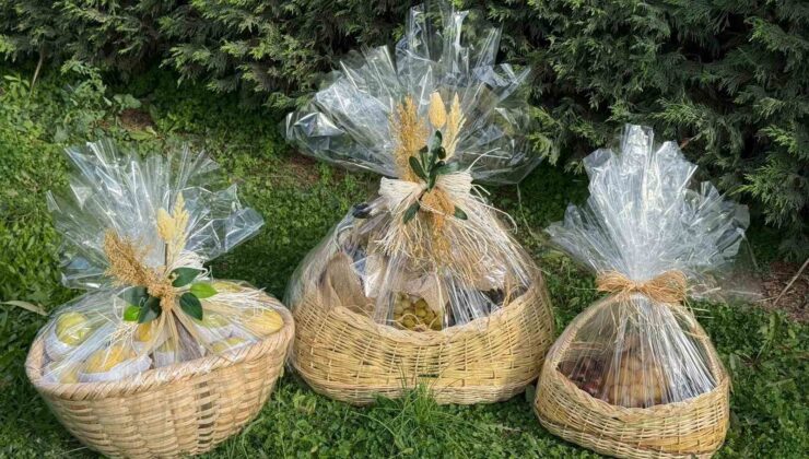 Papa 14. Leo’ya Bursa’dan coğrafi işaretli hediyeler