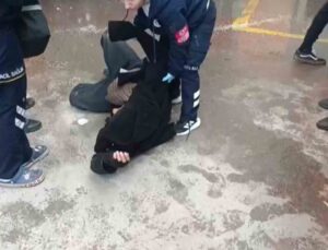 Pazar alanında korkutan anlar: 1 kişi dumandan etkilendi