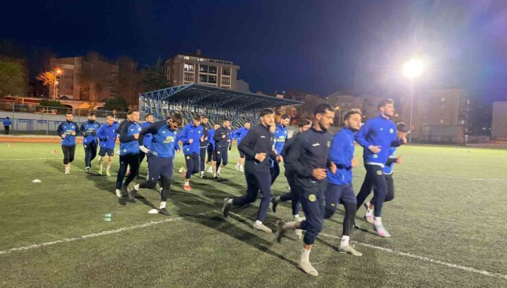 Söğütspor, Yalovaspor maçının hazırlıklarını sürdürüyor