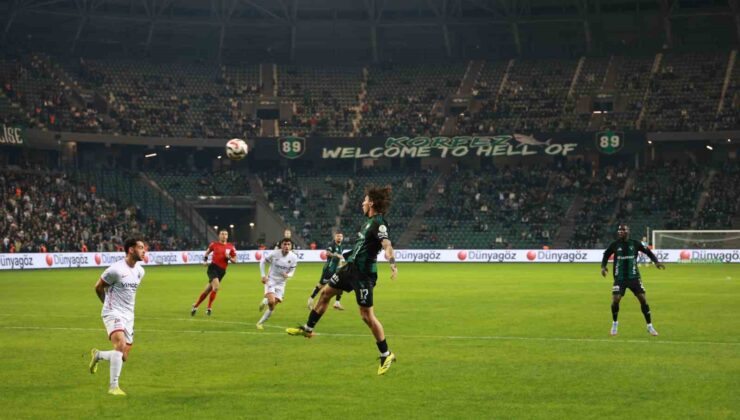 Trendyol Süper Lig: Kocaelispor: 1 – Gençlerbirliği: 0 (İlk yarı)