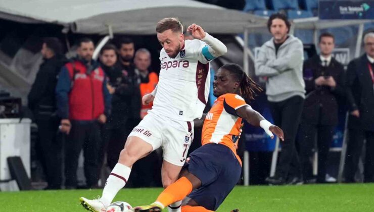 Trendyol Süper Lig: RAMS Başakşehir: 0 – Trabzonspor: 0 (Maç devam ediyor)