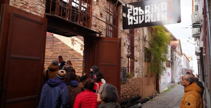 Yangında küle dönen sanatın merkezi Fabrika Ayvalık’a, AB desteği geldi
