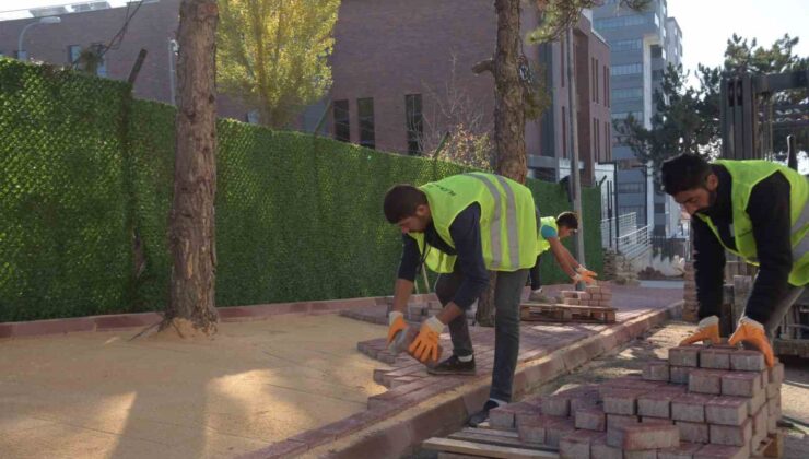 Yeni cadde ve sokaklar ulaşıma açılıyor, kaldırımlar yenileniyor