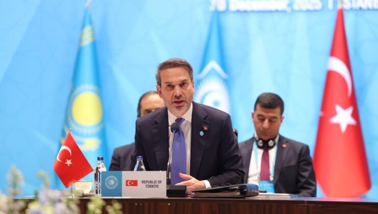 Bakan Bayraktar’dan Türk Dünyası’na ‘Hazar’ teklifi