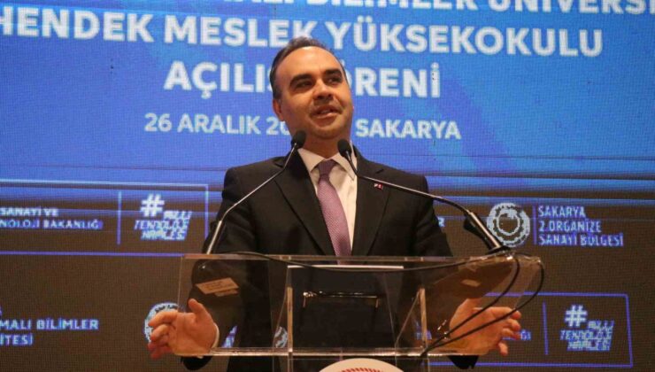 Bakan Kacır: “Askeri insansız hava aracı üretiminde dünya lideri olduk”