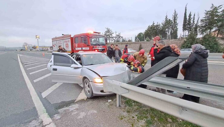 Balıkesir’de çift taraflı trafik kazası: 5 yaralı