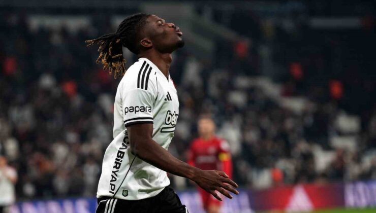 Beşiktaş büyük maçlarda skoru koruyamıyor