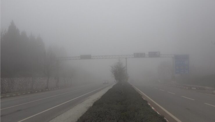 Bilecik sis altında