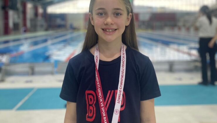 Bilecikli yüzücülerden Eskişehir’de derece