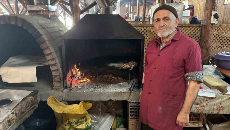 Bin yıllık yemek kültürünü 400 yıllık hana taşıdılar