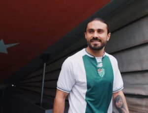 Bursaspor ilk transferini açıkladı Halil Akbunar