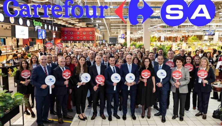 CarrefourSA, 12 Aralık Mağazacılar Günü’nü 15 bin çalışanı ile kutladı