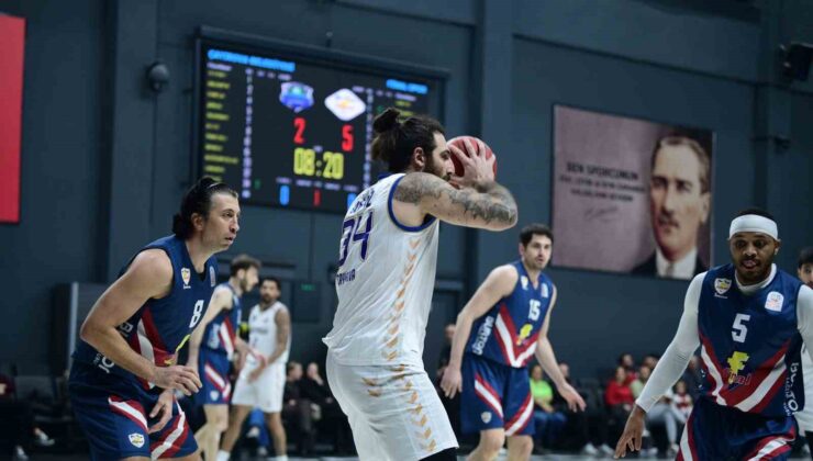 Çayırova Belediyesi, sahasında Finalspor’u 87-81 yendi