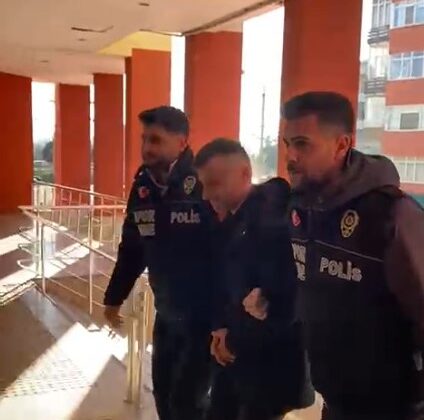 Çocukların maçında kadın hakeme saldıran antrenör tutuklandı