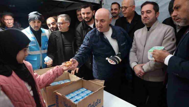 Darıca’da vatandaşlara lokma ikram edildi