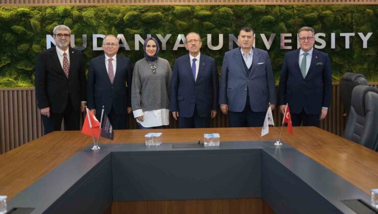 Dr. Özkul’dan Mudanya Üniversitesi’nde ‘hayat’ dersi