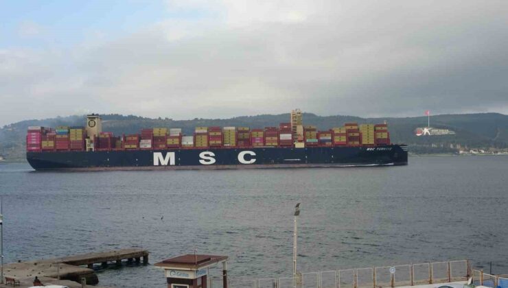 ’MSC Türkiye’ Çanakkale Boğazı’ndan geçti