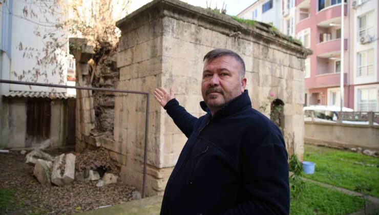 Edirne’de tarihi türbe restore edilmeyi bekliyor