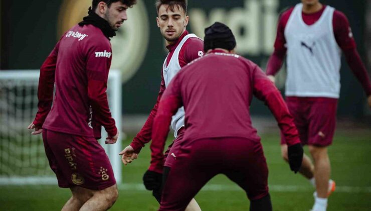 Galatasaray, Antalyaspor maçı hazırlıklarına başladı