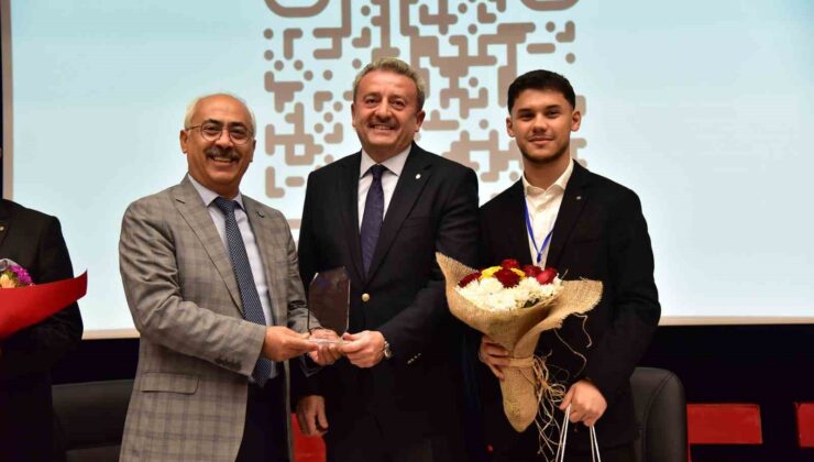 Galatasaraylı yönetici İbrahim Hatipoğlu’ndan gençlere kariyer nasihati