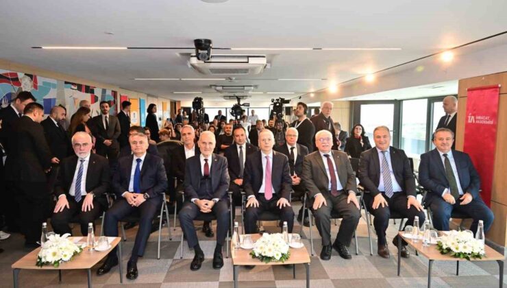 İstanbul Ticaret Odası ve İstanbul Ticaret Üniversitesi İhracat Akademisi Projesi için bir araya geldi