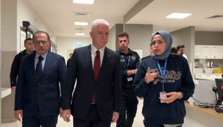 İstanbul Valisi Gül, Esenyurt’taki kazada yaralanan vatandaşları ziyaret etti