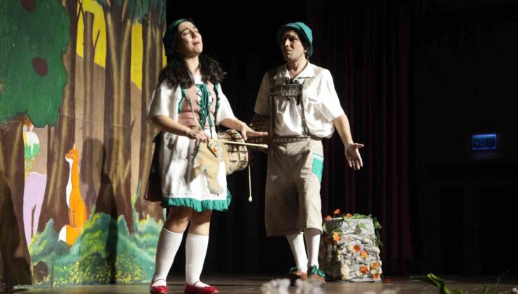 Kartal Belediyesi’nden çocuklara özel yeni yıl şöleni