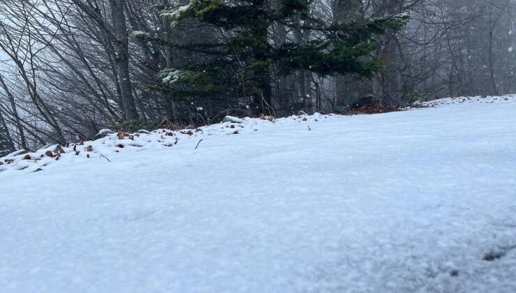 Kartepe beyaza büründü, kartpostallık görüntüler ortaya çıktı